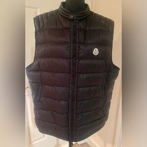 Moncler Mens Black Aube Down Nylon Zip Vest Sz 7 or 4XL